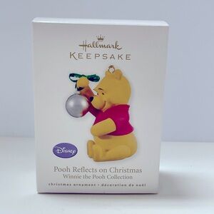Hallmark ornament, Pooh Reflects on Christmas, Winnie the Pooh Collection 2010